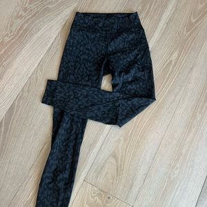 Lululemon In Movement Tight 25”